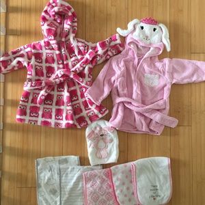 🚫SOLD🚫Bath time set for baby girl